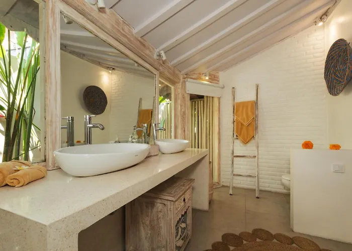 Villa Little Mannao By Finder *
